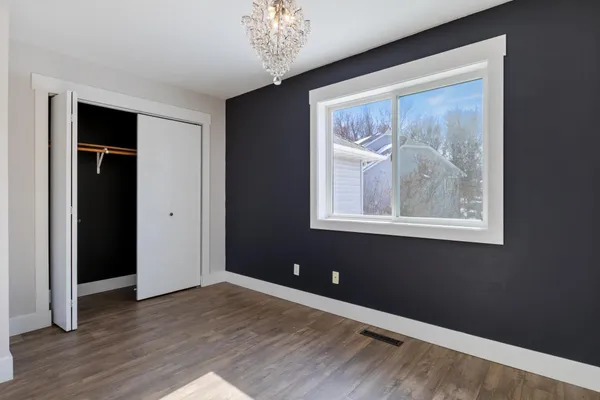 $590,000 | 2045 Safari Heights Trail, Eagan, MN 55122