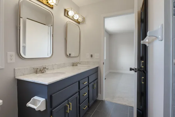 $590,000 | 2045 Safari Heights Trail, Eagan, MN 55122