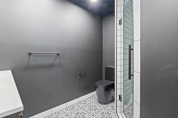 $590,000 | 2045 Safari Heights Trail, Eagan, MN 55122