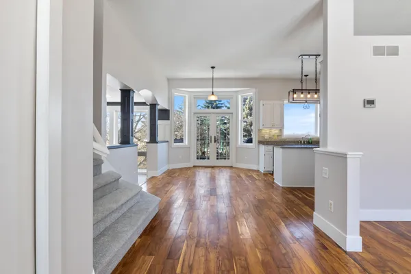 $590,000 | 2045 Safari Heights Trail, Eagan, MN 55122