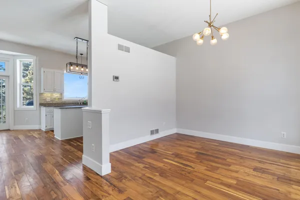 $590,000 | 2045 Safari Heights Trail, Eagan, MN 55122