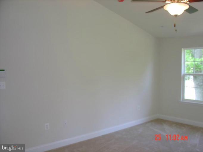 3512 Oaklawn Road Fort Washington, MD 20744 - Photo 12 of 16 Master with Vaulted Ceiling