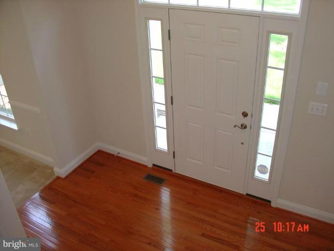 3512 Oaklawn Road Fort Washington, MD 20744 - Photo 7 of 16 Center Hall Foyer