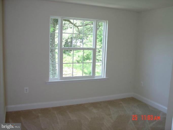 3512 Oaklawn Road Fort Washington, MD 20744 - Photo 10 of 16 Spacious 3rd Redroom