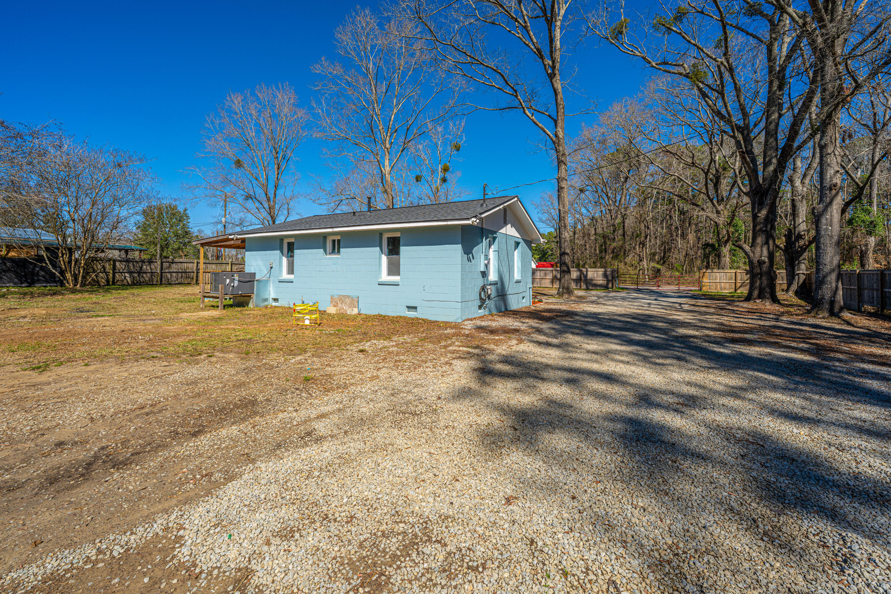 117 Roberts Road Summerville, SC 29483 - Photo 28 of 70 117RobertsRd029