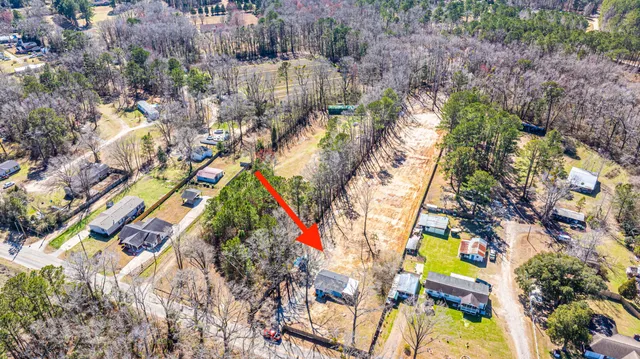 $300,000 | 117 Roberts Road, Summerville, SC 29483