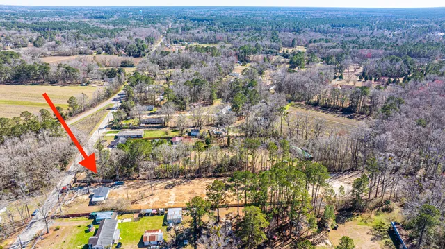 $300,000 | 117 Roberts Road, Summerville, SC 29483
