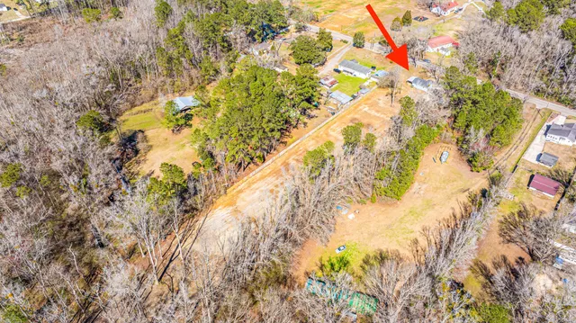 $300,000 | 117 Roberts Road, Summerville, SC 29483