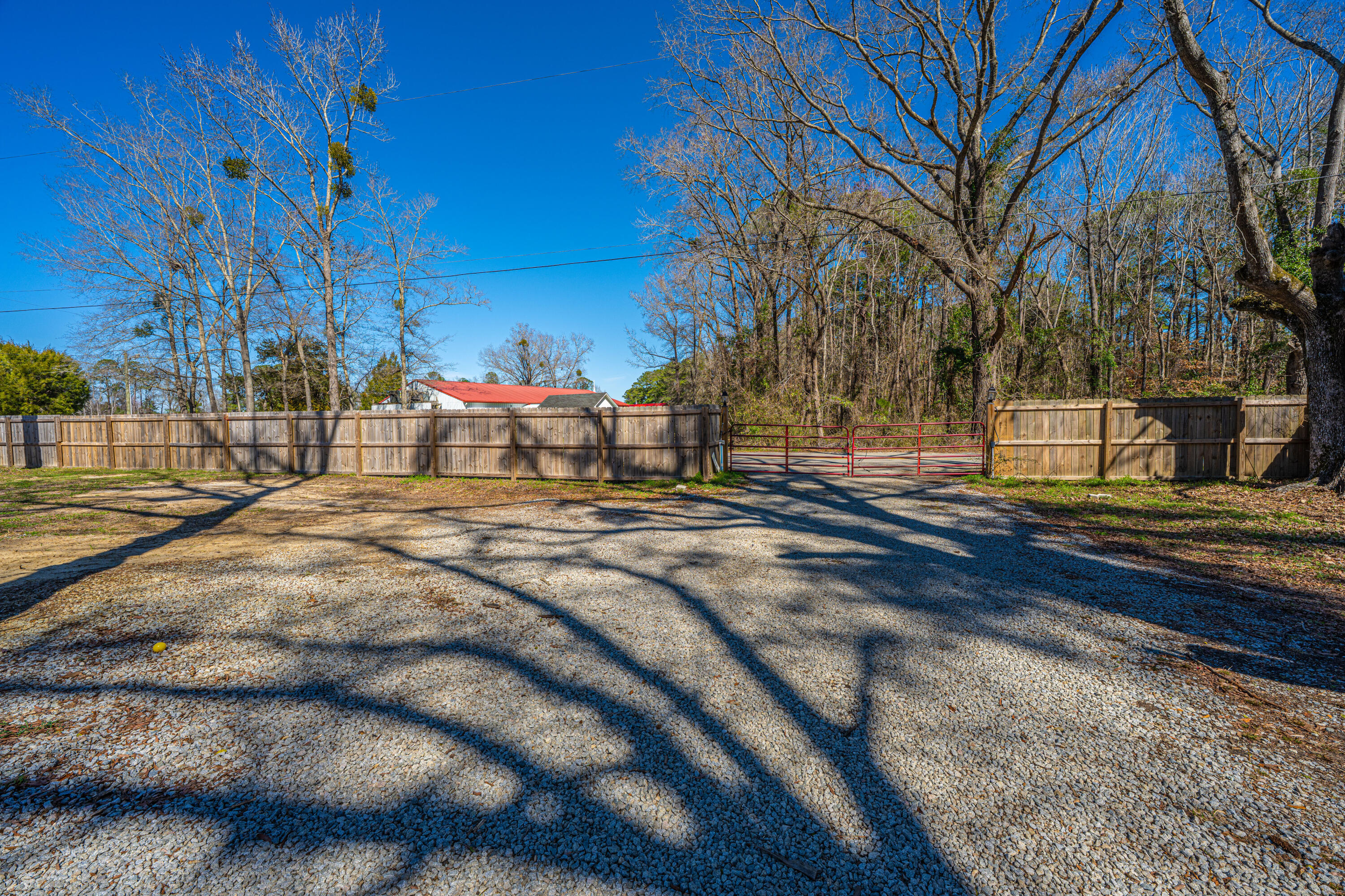 117 Roberts Road Summerville, SC 29483 - Photo 10 of 70 117RobertsRd006
