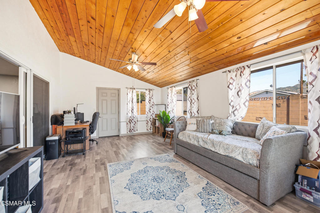 6524 Menlo Street Simi Valley, CA 93063 - Photo 22 of 51