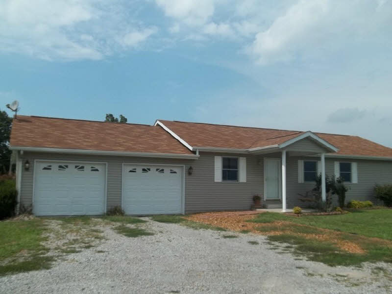 15364 Sheep Farm Road Ewing, IL 62836 - Photo 2 of 11
