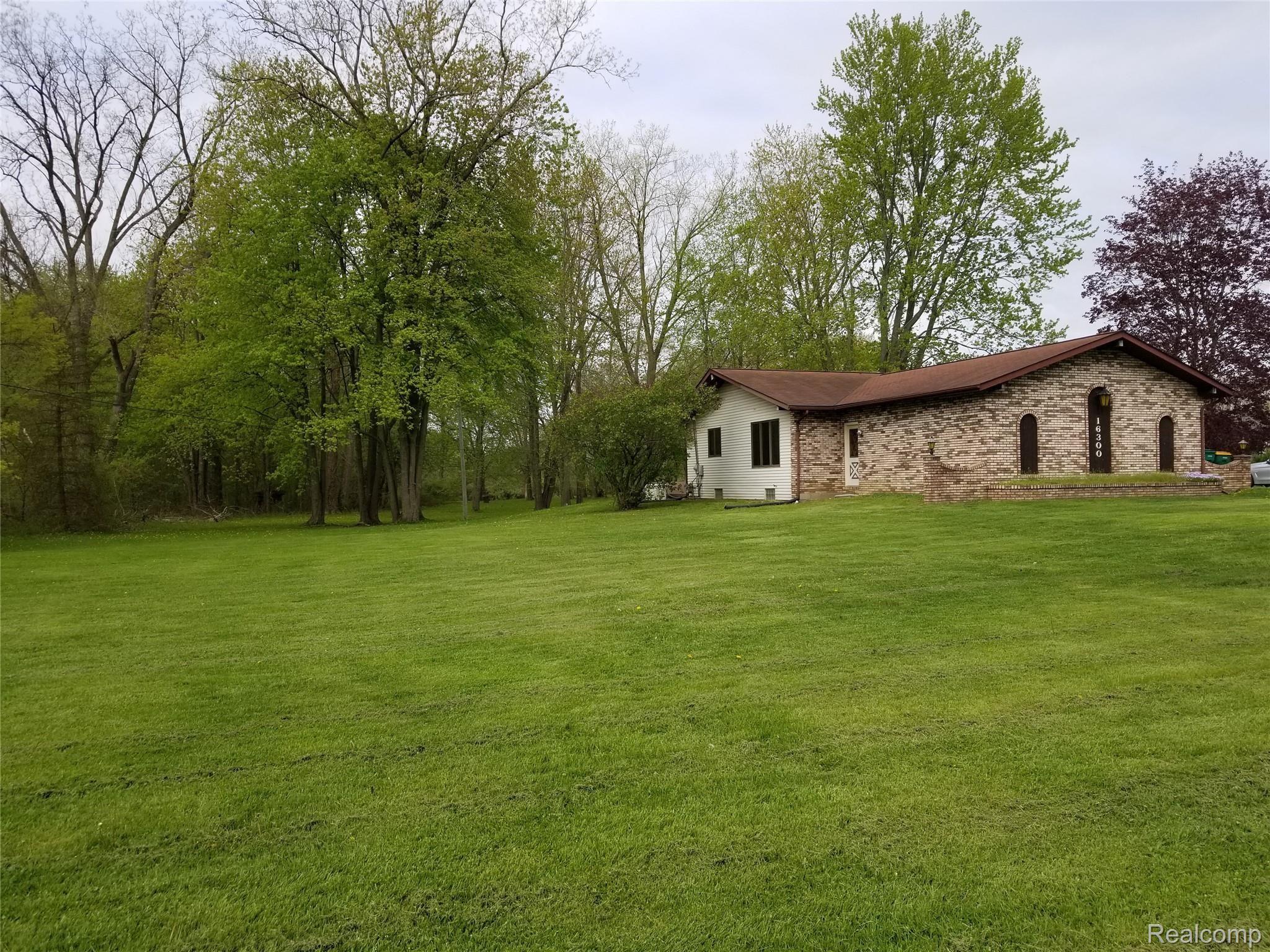 16300 Hannan Road Romulus, MI 48174 - Photo 23 of 23 20200516_111533.jpg