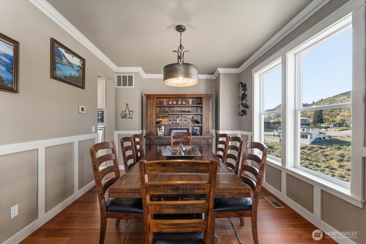 200 Crescent Street Chelan, WA 98816 - Photo 19 of 40