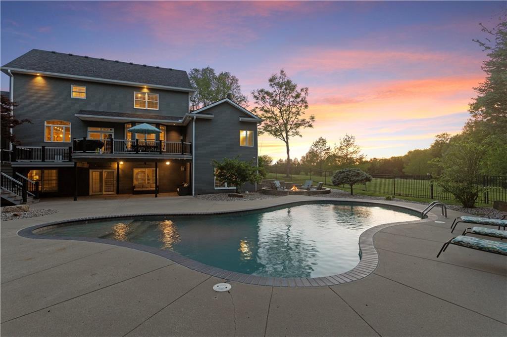 8611 South Stillhouse Road Oak Grove, MO 64075 - Photo 1 of 92 Gallery Image 1