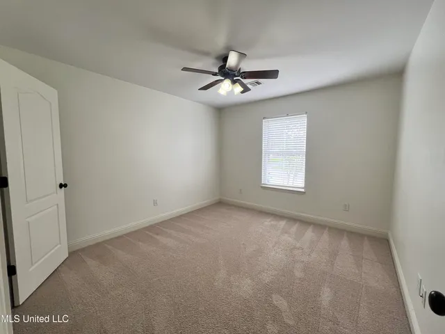 $2,200 | 205 Jeff Davis Avenue, Waveland, MS 39576