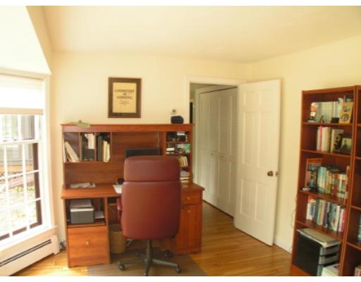 7 Standish Road Norfolk, MA 02056 - Photo 20 of 30 Gallery Image 20
