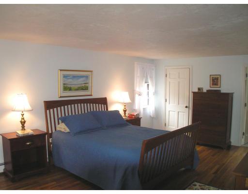 7 Standish Road Norfolk, MA 02056 - Photo 23 of 30 Gallery Image 23
