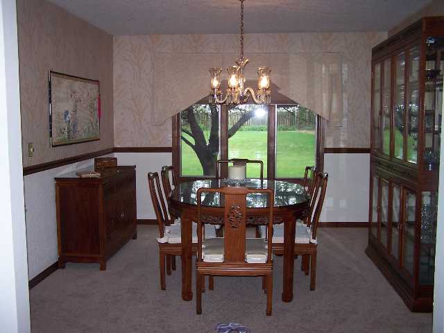 3220 Quail Ridge Road Bettendorf, IA 52722 - Photo 3 of 9 Gallery Image 3