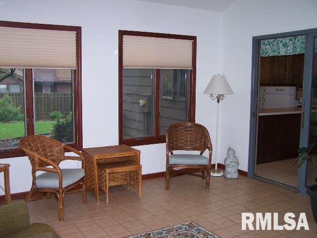 3220 Quail Ridge Road Bettendorf, IA 52722 - Photo 7 of 9 Gallery Image 7