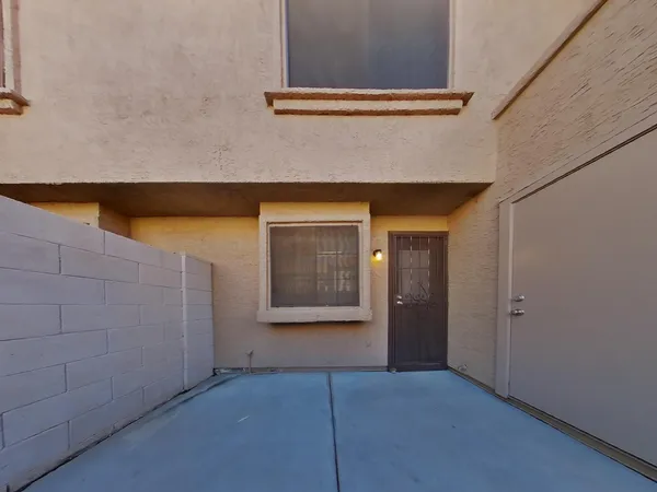 $1,569 | 3491 North Arizona Avenue, Unit 130, Chandler, AZ 85225