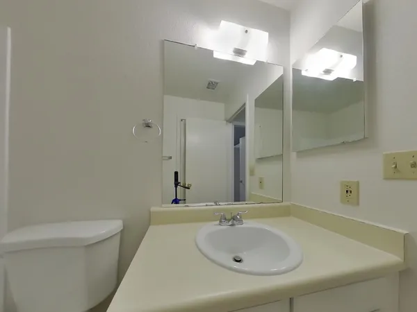 $1,569 | 3491 North Arizona Avenue, Unit 130, Chandler, AZ 85225