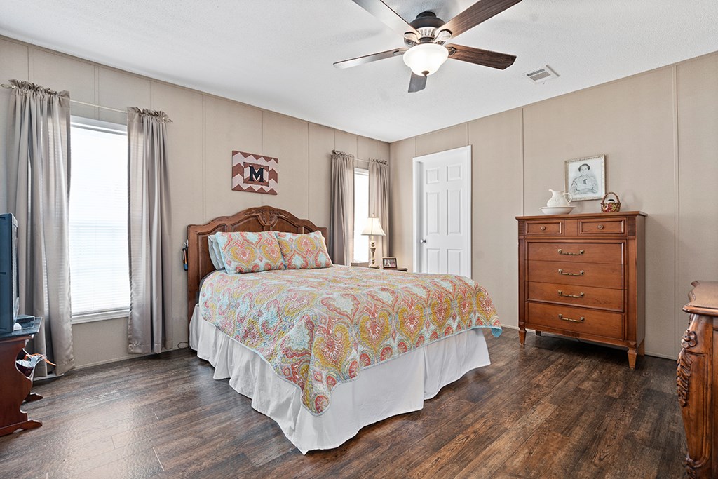109 Quail Road Ninety Six, SC 29666 - Photo 11 of 17 Gallery Image 11
