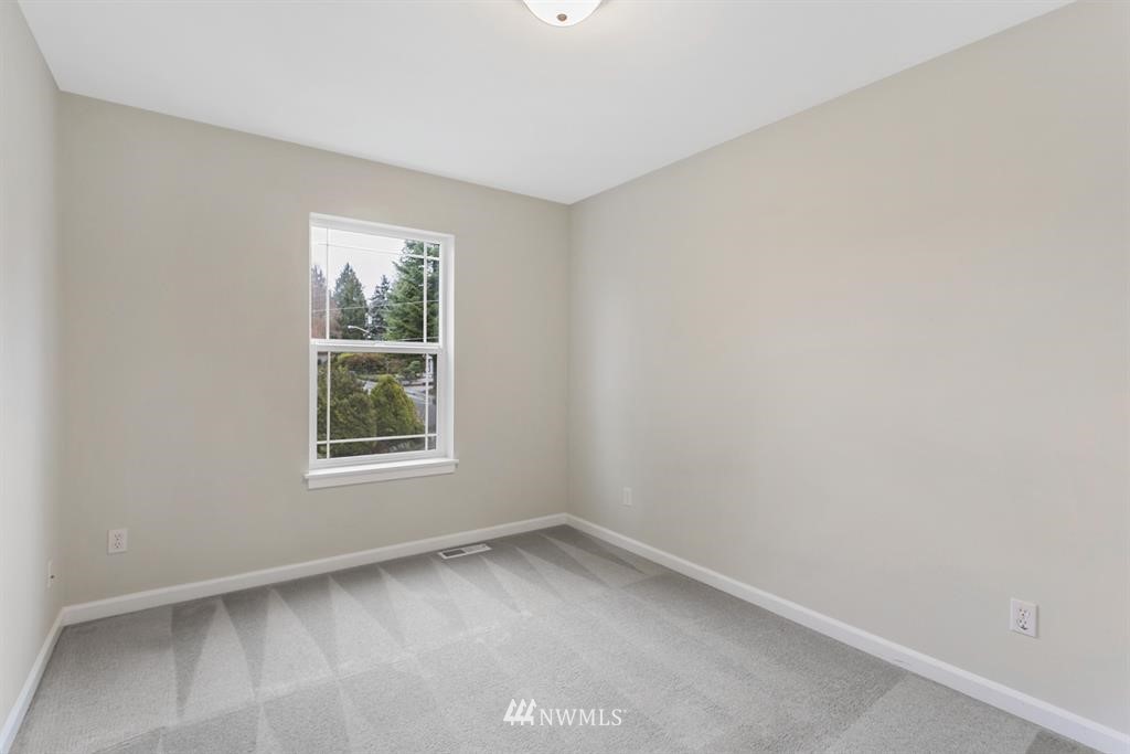 741 Rasmussen Lane Bremerton, WA 98310 - Photo 19 of 25 Gallery Image 19