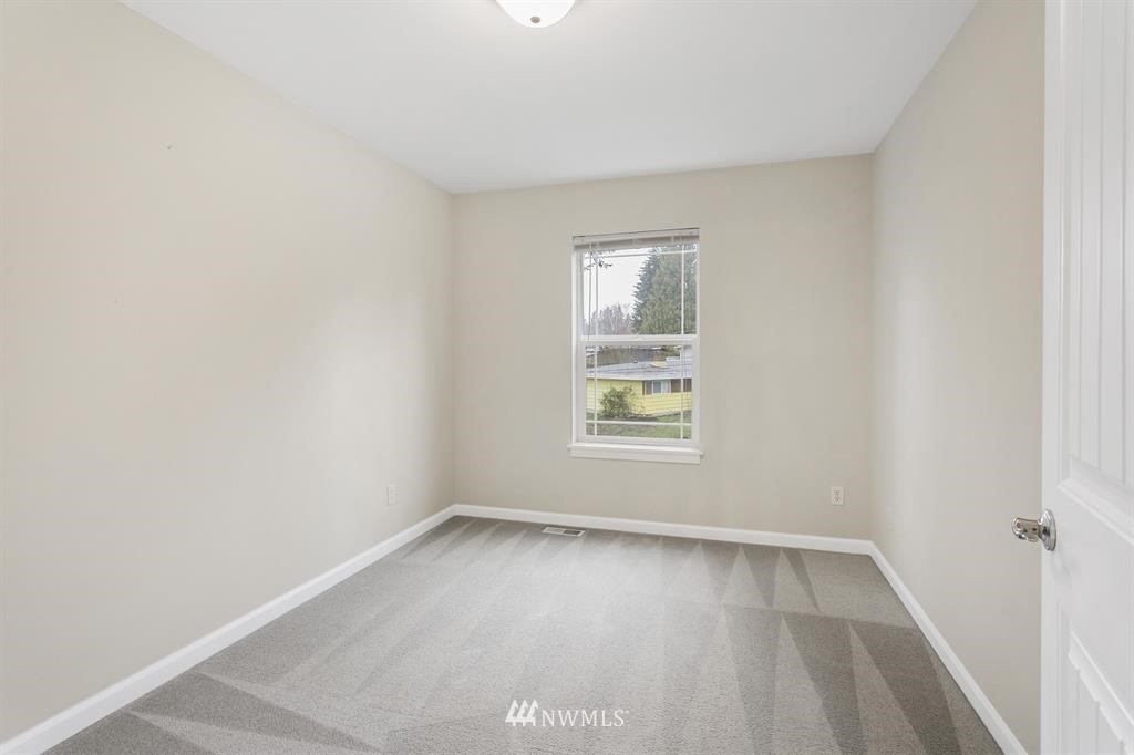 741 Rasmussen Lane Bremerton, WA 98310 - Photo 22 of 25 Gallery Image 22