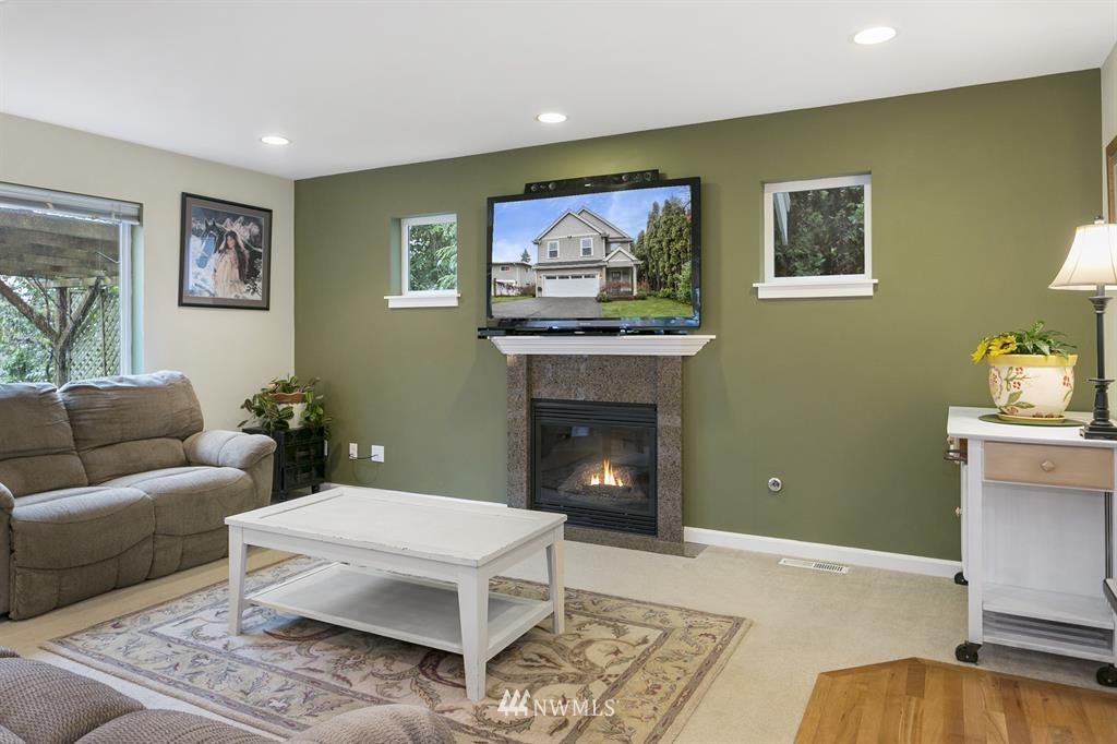 741 Rasmussen Lane Bremerton, WA 98310 - Photo 10 of 25 Gallery Image 10