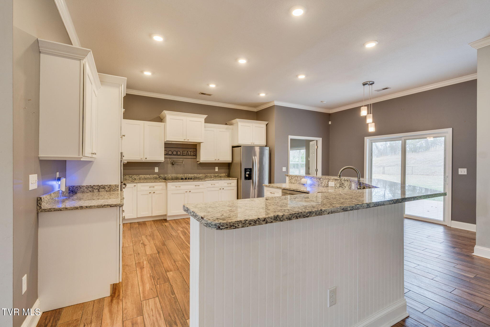 721 Powder Branch Road Elizabethton, TN 37643 - Photo 10 of 51 012