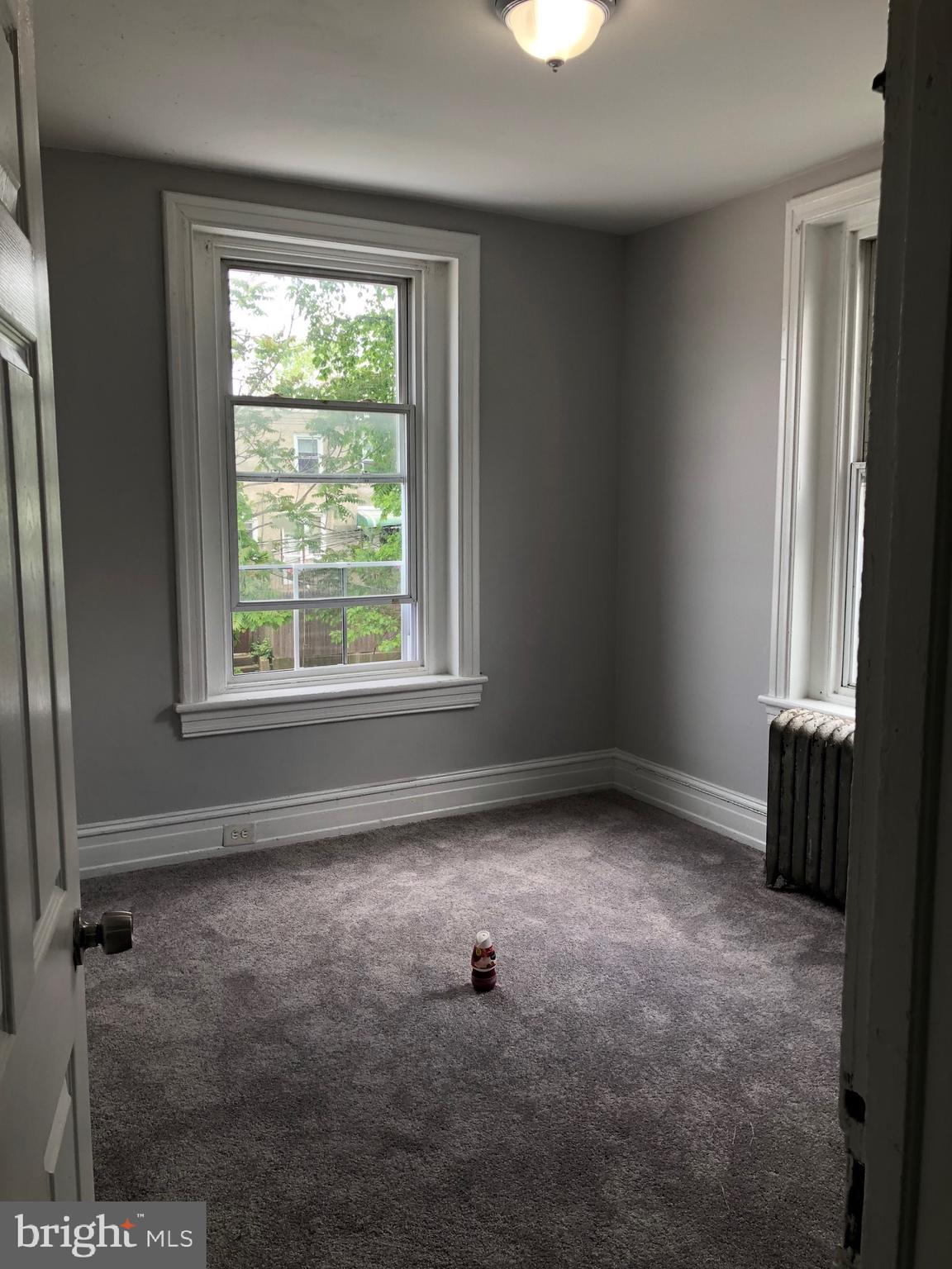 1031 Hyatt Street Chester, PA 19013 - Photo 6 of 10