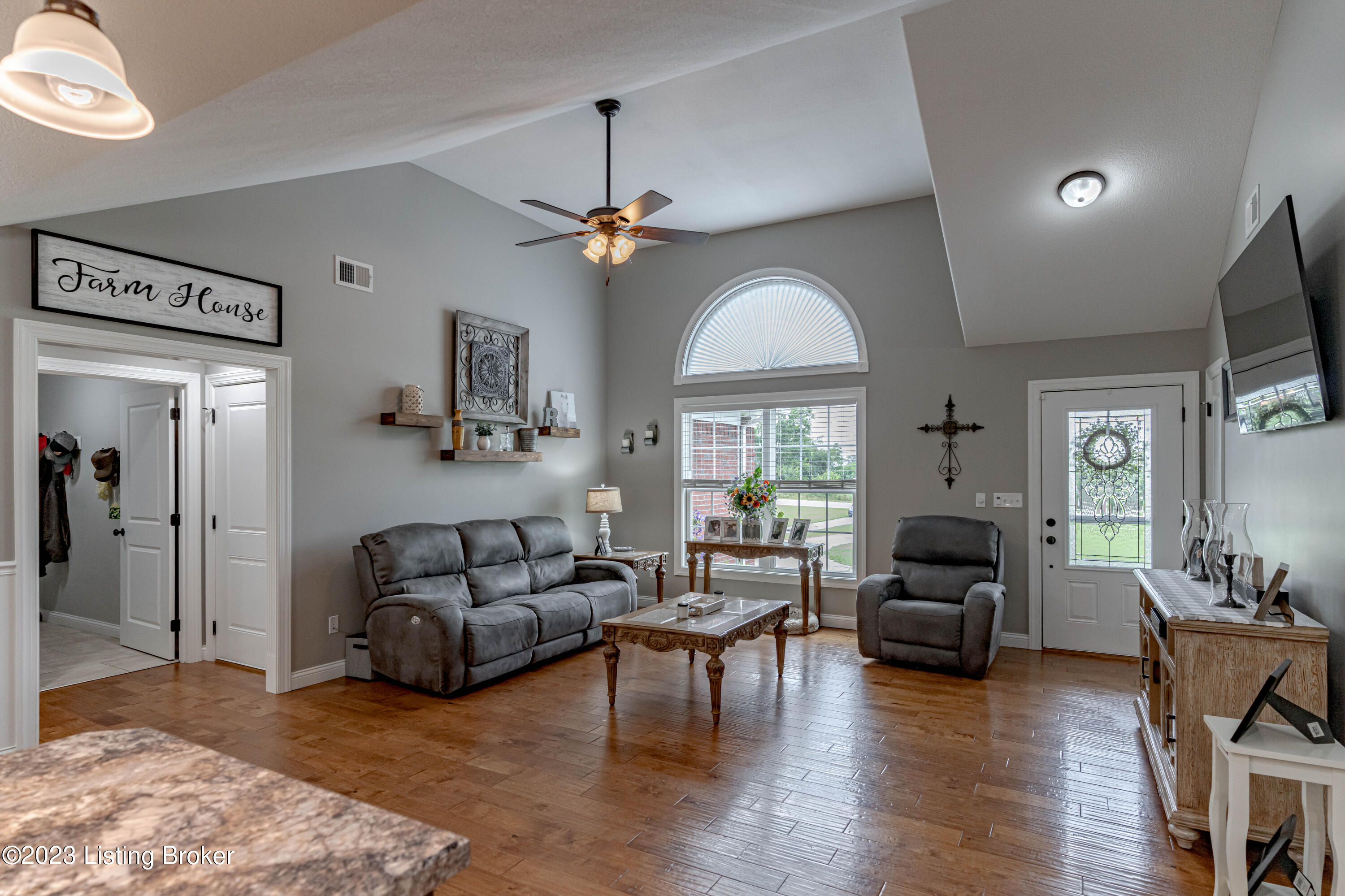 53 Lenore Road Coxs Creek, KY 40013 - Photo 7 of 36 DSC08892