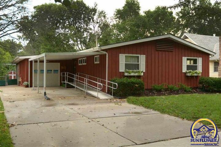 1616 Southwest Burnett Road Topeka, KS 66604 - Photo 1 of 1