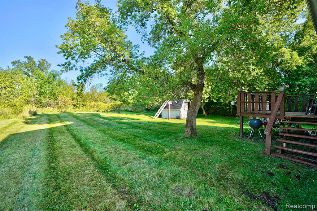 8364 North Genesee Road Mount Morris, MI 48458 - Photo 31 of 33