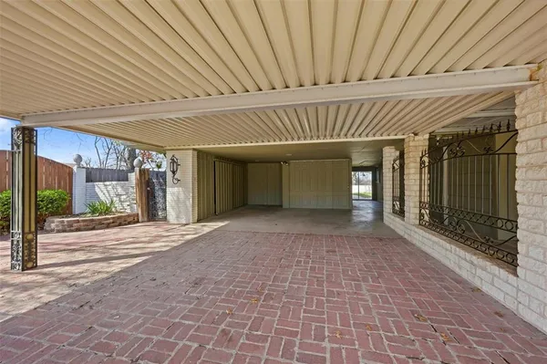 $490,000 | 736 Westwood Drive, Sherman, TX 75092