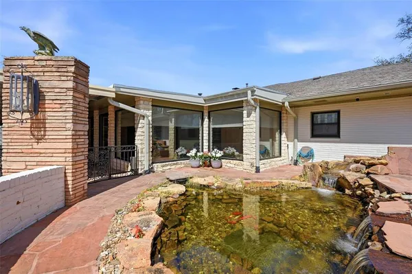 $490,000 | 736 Westwood Drive, Sherman, TX 75092