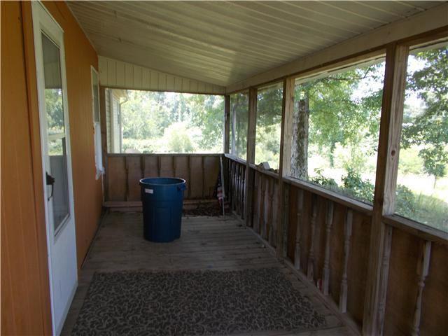 9160 Buttermilk Ridge Road Lawrenceburg, TN 38464 - Photo 13 of 20 Gallery Image 13