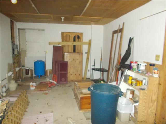 9160 Buttermilk Ridge Road Lawrenceburg, TN 38464 - Photo 17 of 20 Gallery Image 17