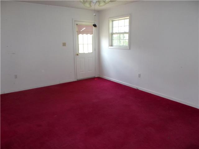 9160 Buttermilk Ridge Road Lawrenceburg, TN 38464 - Photo 4 of 20 Gallery Image 4