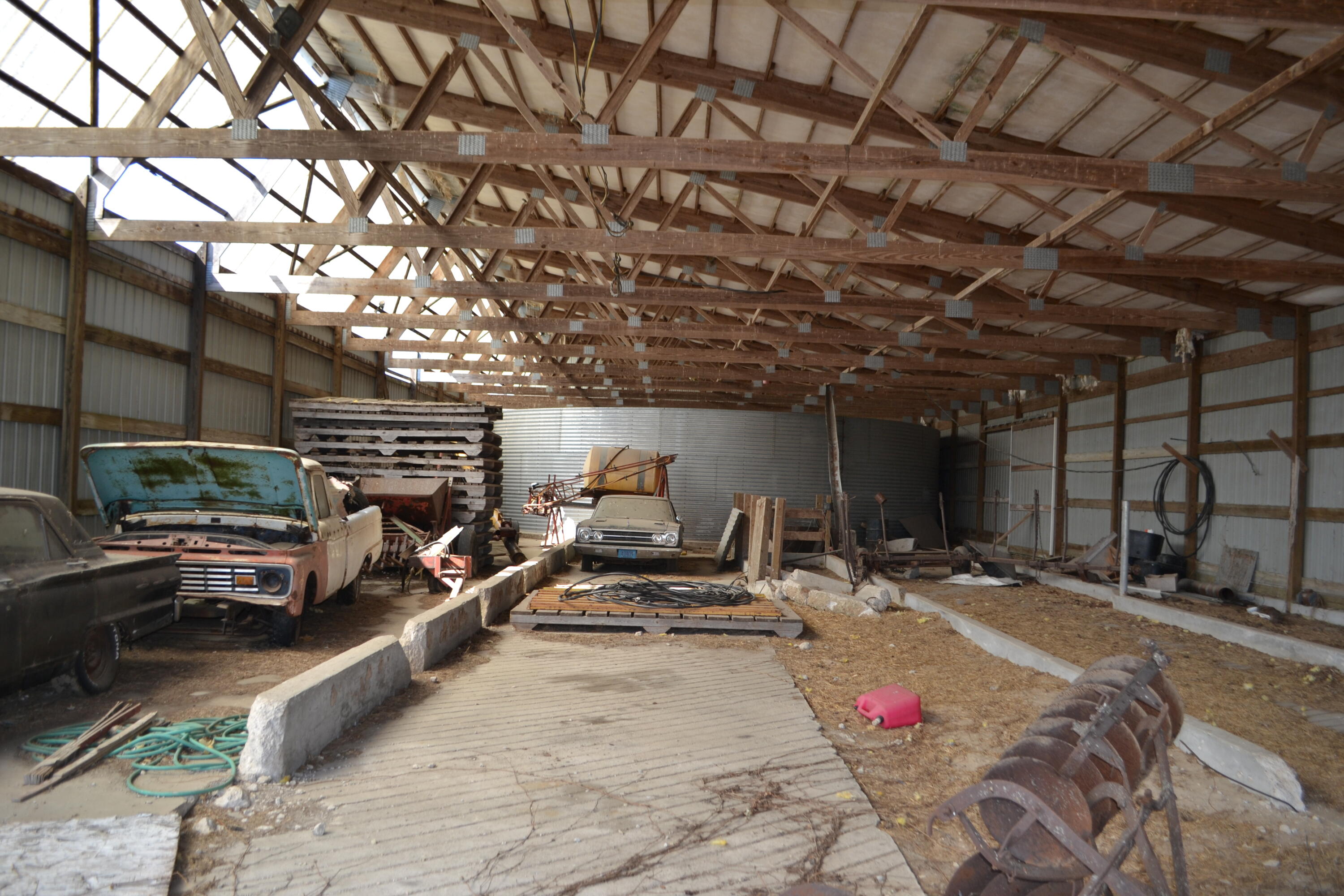 W11360 Raube Road Springvale, WI 53919 - Photo 14 of 30 Pole Barn