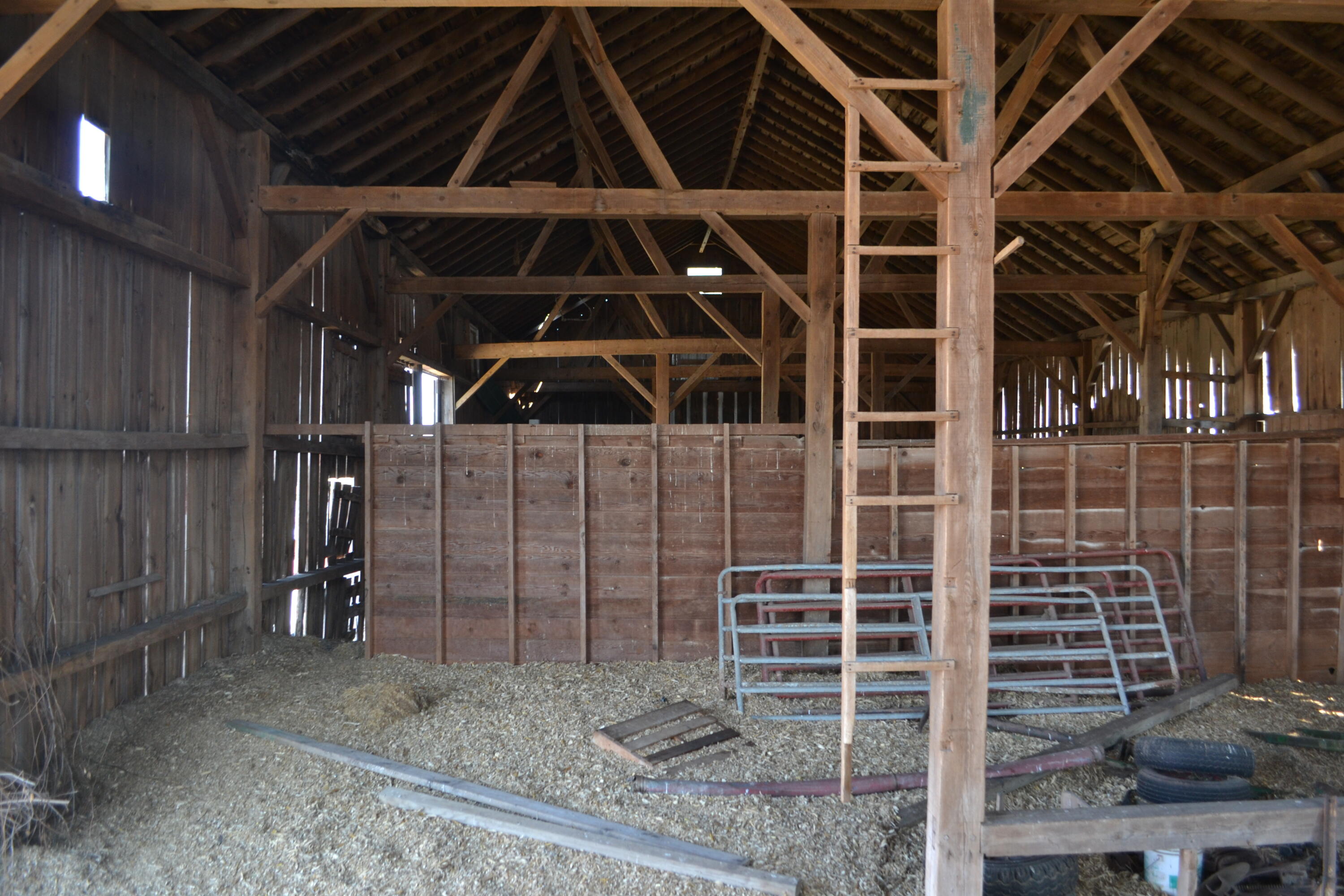W11360 Raube Road Springvale, WI 53919 - Photo 23 of 30 Barn With Silo