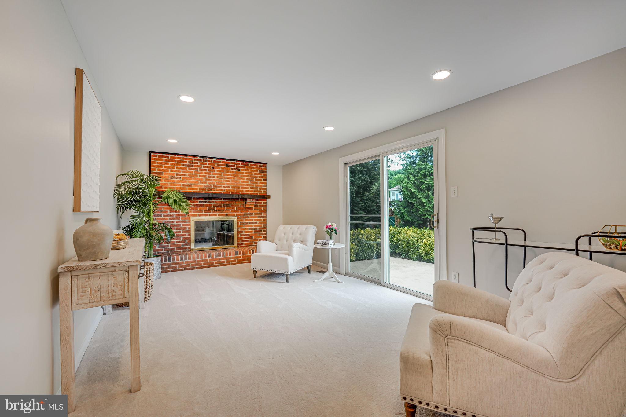 7003 Bedrock Road Alexandria, VA 22306 - Photo 13 of 56 Gallery Image 13