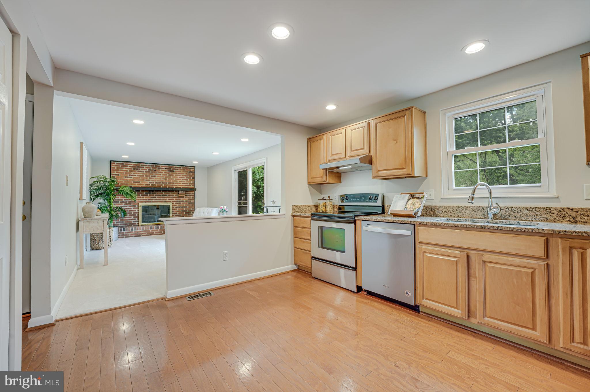 7003 Bedrock Road Alexandria, VA 22306 - Photo 10 of 56 Gallery Image 10