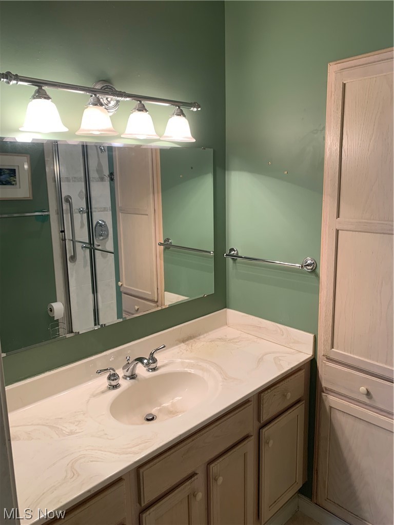 5645 Clingan Road, Unit 4D Struthers, OH 44471 - Photo 17 of 22 Gallery Image 17