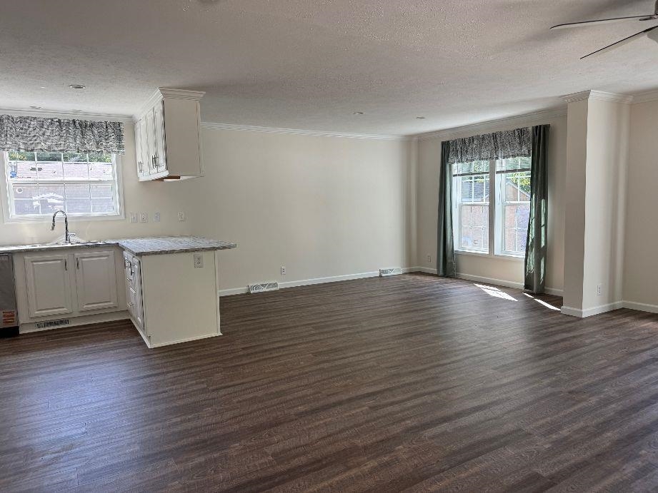464 Boston Post Road, Unit 48 Amherst, NH 03031 - Photo 3 of 15 Gallery Image 3
