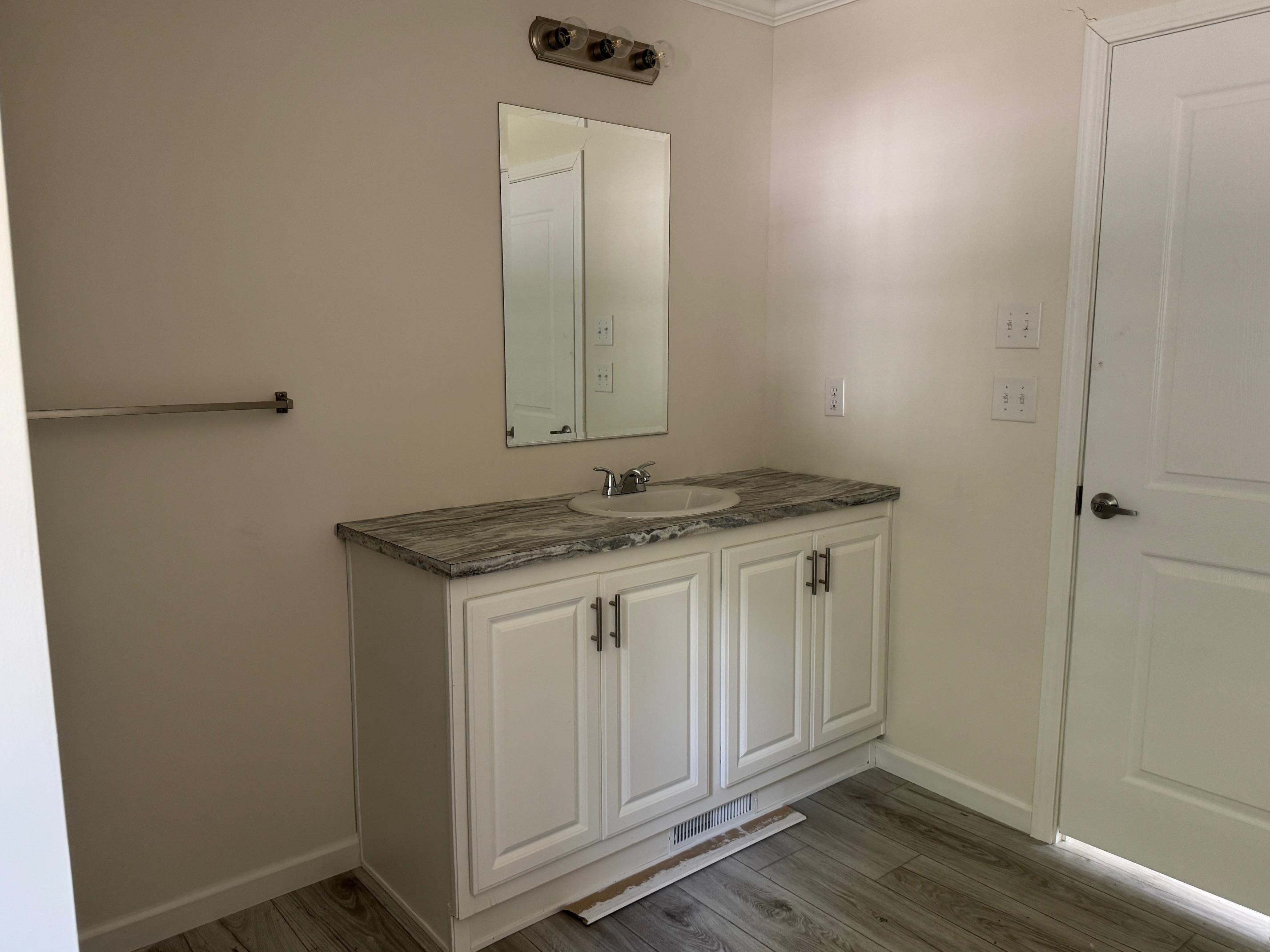464 Boston Post Road, Unit 48 Amherst, NH 03031 - Photo 6 of 15 Gallery Image 6