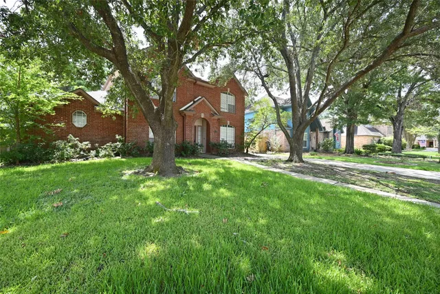 $2,550 | 6419 Sutter Park Lane, Houston, TX 77066