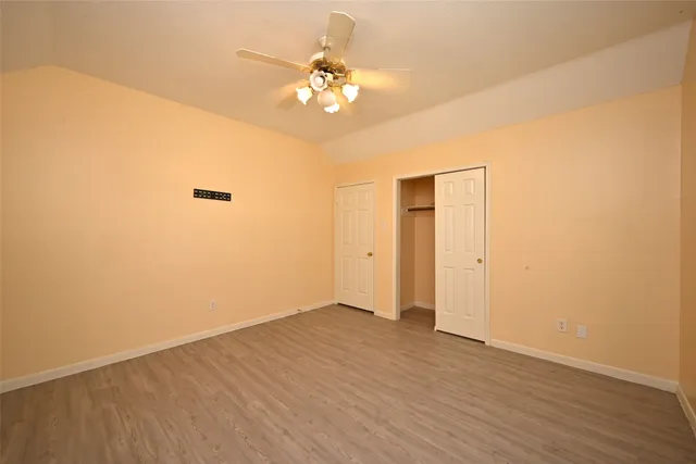 $2,550 | 6419 Sutter Park Lane, Houston, TX 77066