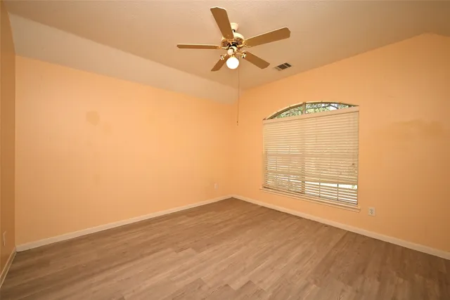 $2,550 | 6419 Sutter Park Lane, Houston, TX 77066