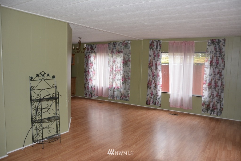 24021 Witte Road Southeast Maple Valley, WA 98038 - Photo 23 of 23